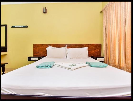Hotel Srimaniya Канниякумари Экстерьер фото